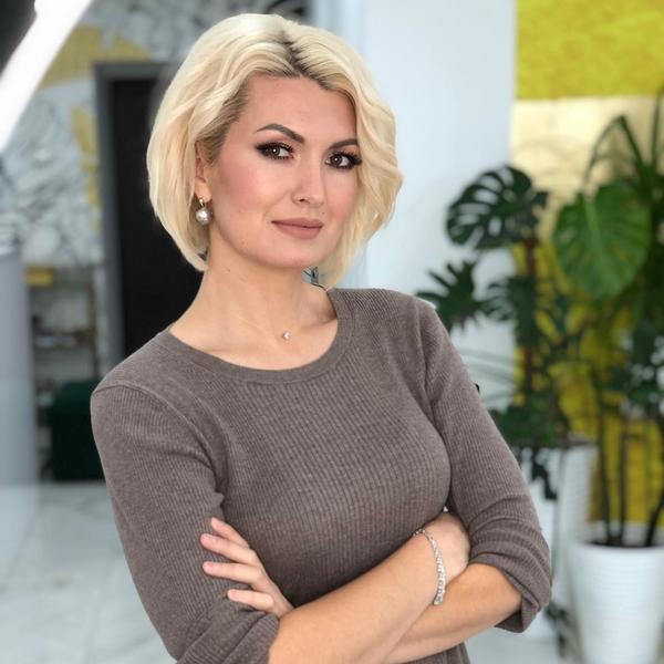 Из «Барс-Медиа» бегут артисты. Они говорят, что там невозможно работать