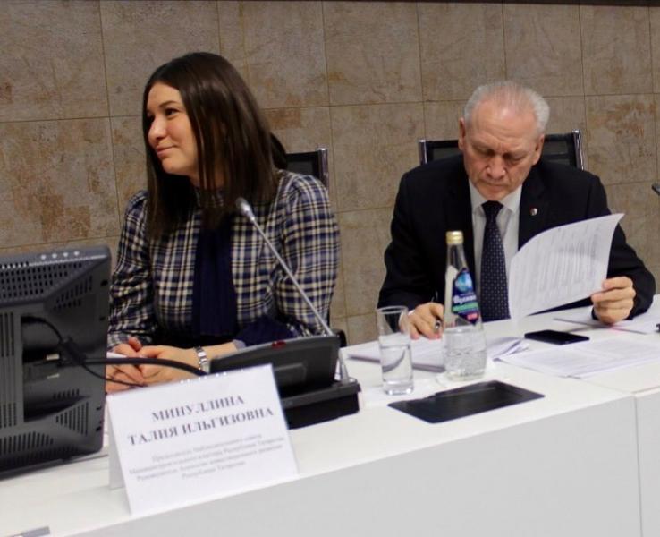 Талия Минуллина: Я своей красивой грудью все-таки встану на защиту наших предприятий