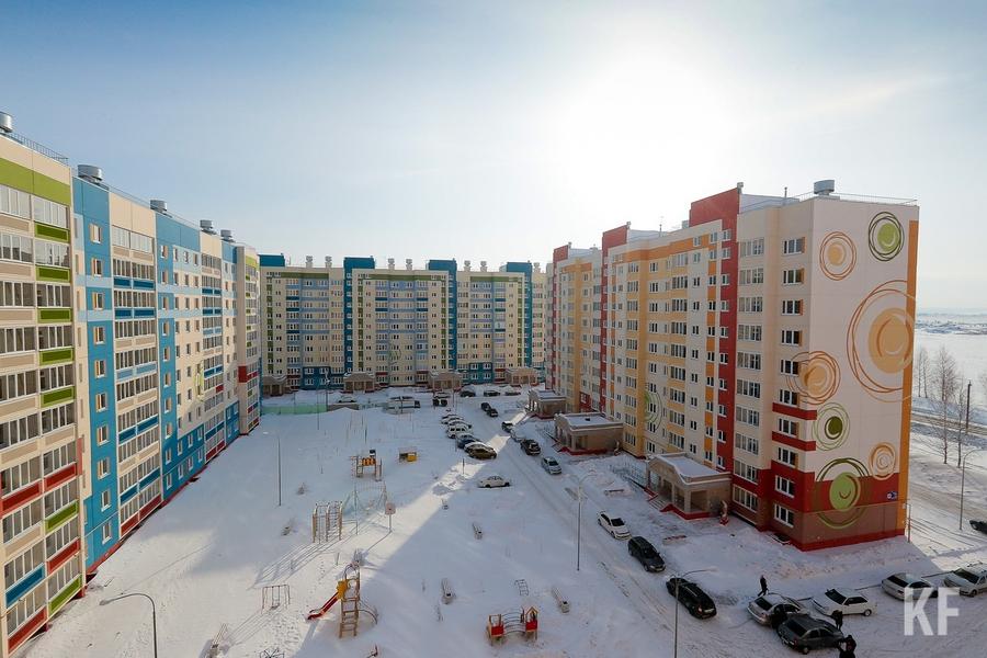 Работники группы компании «Татнефть» получили ключи от квартир в Нижнекамске