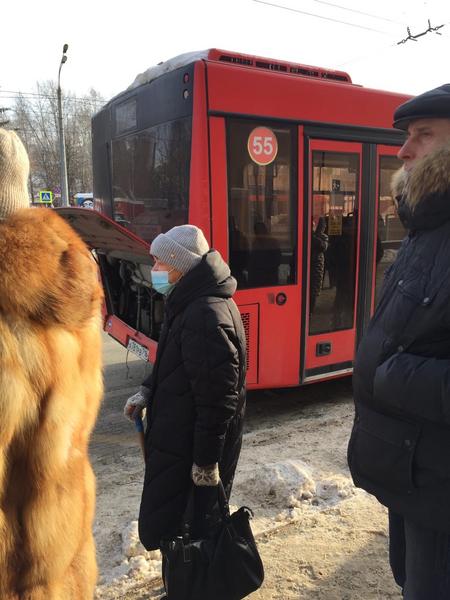 Перевозчики ответили на пост казанца, жалующегося на повышение проезда в поломанных автобусах