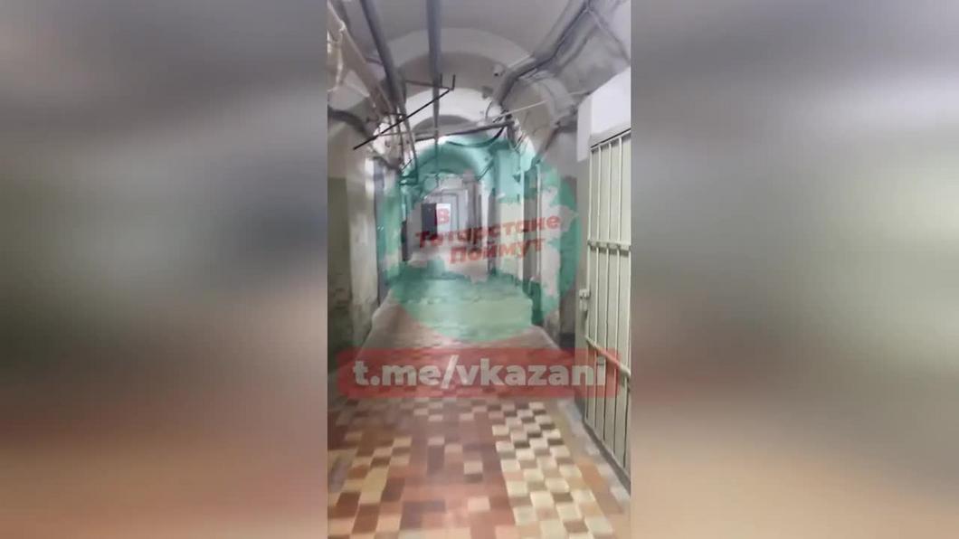 «Воняет крысами»: студентка КГМУ пожаловалась на ужасное состояние коридоров вуза