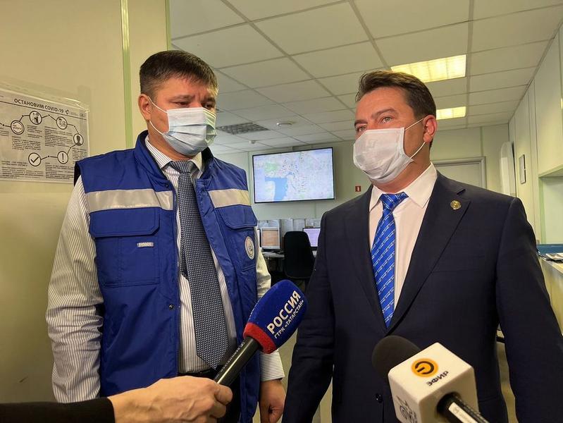 Марат Садыков проверил работу 20 поликлиник и станцию скорой помощи Казани