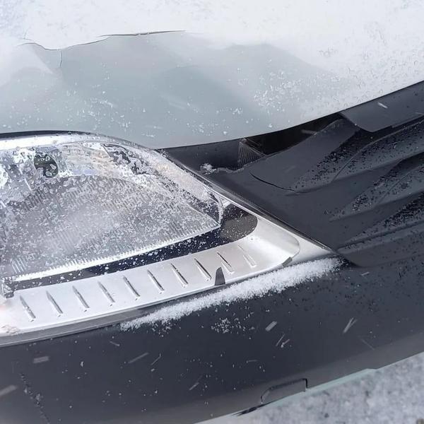 В Нижнекамске легковушка не притормозила перед «зеброй» и сбила пешехода В Нижнекамске легковушка не притормозила перед «зеброй» и сбила пешехода