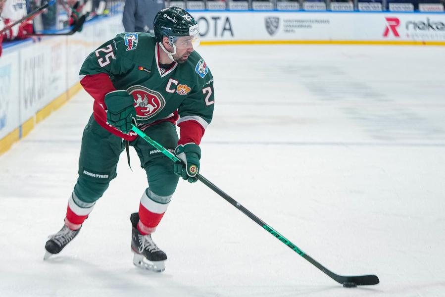 Проблемы с большинством, но никаких проблем с характером. «Ак Барс» выиграл первый матч в турнире «На паузе» Проблемы с большинством, но никаких проблем с характером. «Ак Барс» выиграл первый матч в турнире «На паузе»