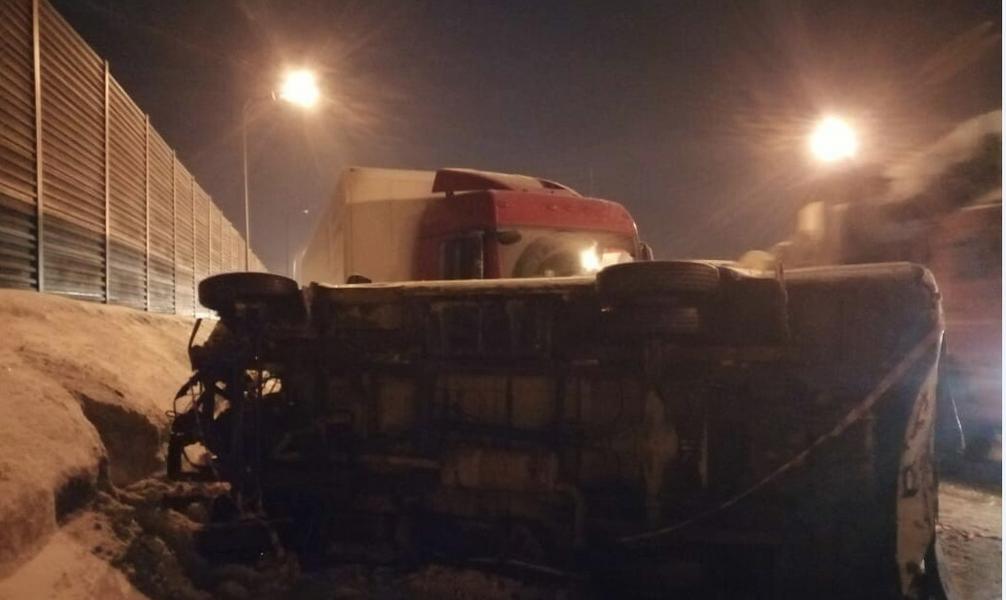 На трассе под Казанью случилось ДТП: столкнулись «ГАЗель» и фура, есть пострадавшие