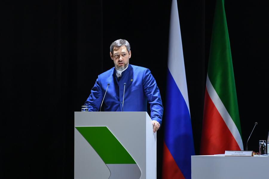 Дефицит кадров, возрождение отечественного станкостроения и бардак в столовых: Какие задачи стоят перед промышленностью Татарстана Дефицит кадров, возрождение отечественного станкостроения и бардак в столовых: Какие задачи стоят перед промышленностью Татарстана