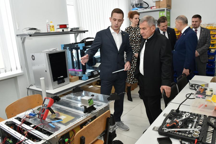 «Будущее за людьми, которые хотят что-то изменить»: Татарстан интегрирует науку и бизнес