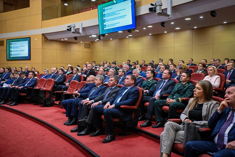 «Будем действовать жестко, даже агрессивно»: Татарстан – в лидерах по экологии, но есть проблемы