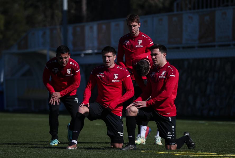 «Это подготовка «Реала»?» Как проходят тренировки «Рубина» «Это подготовка «Реала»?» Как проходят тренировки «Рубина»