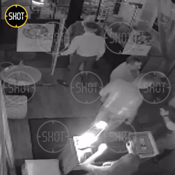 Внебрачного сына Жириновского задержали за драку в ресторане и нападение на полицейского