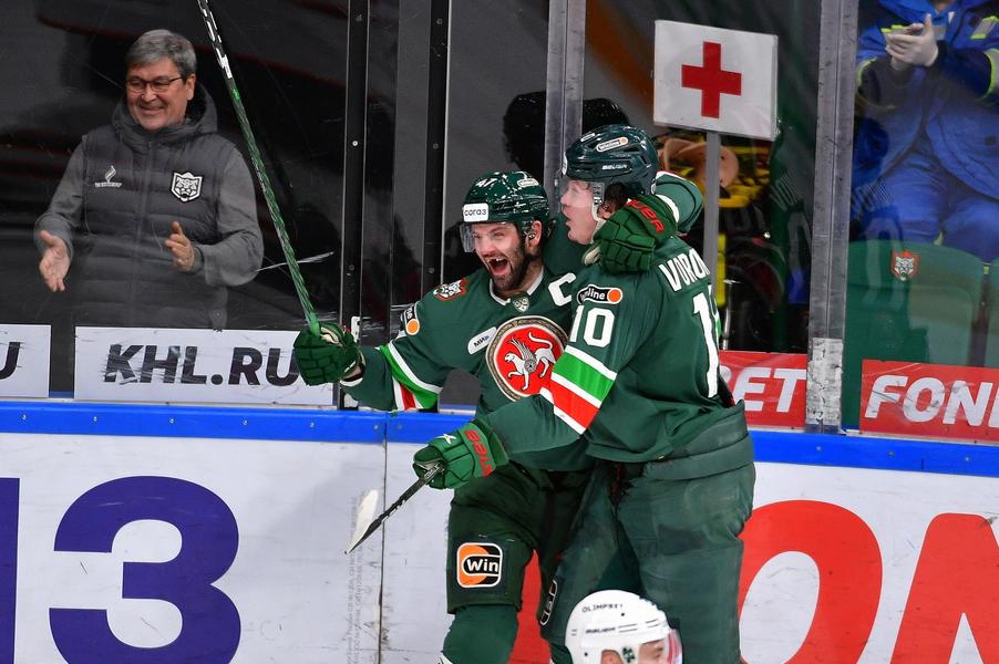 Билялетдинов устроил шоу в юбилейном матче