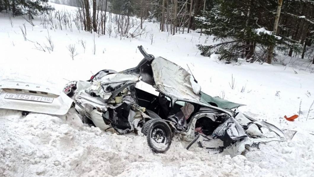 Полицейские и подозреваемый погибли в ДТП в Удмуртии