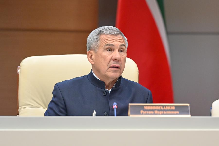 Промышленные тренажеры, оптические тренажеры и перерабатывающий завод «Роснано»: Какие проекты презентовали Рустаму Минниханову