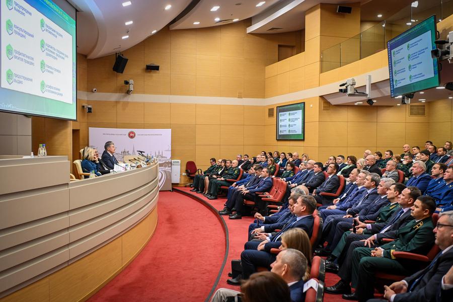 «Будем действовать жестко, даже агрессивно»: Татарстан – в лидерах по экологии, но есть проблемы