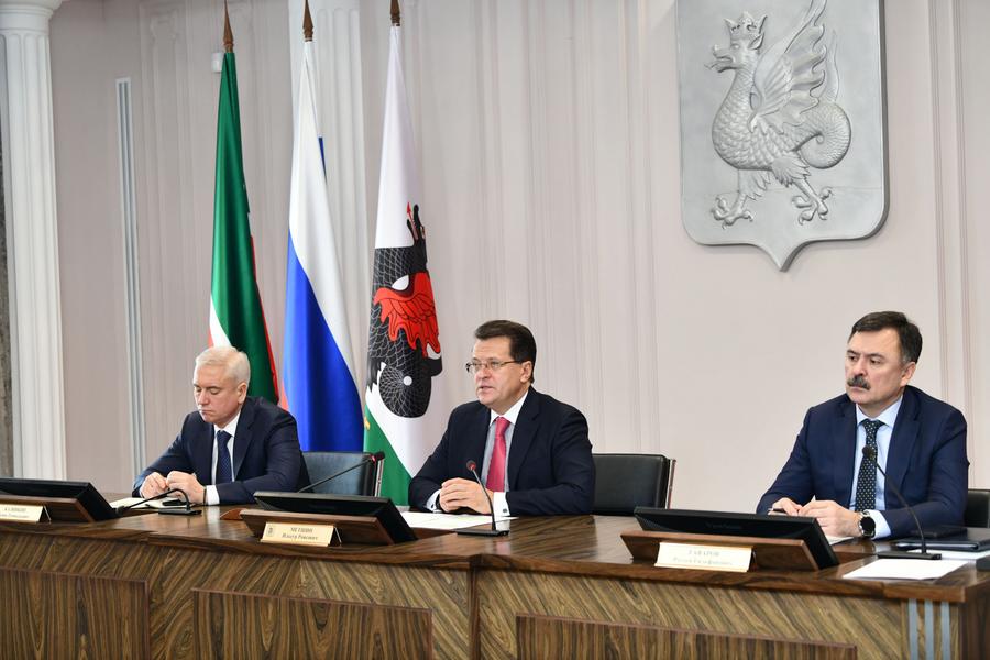 В жилых массивах Советского района Казани в 2022 году установили 1766 светильников и 706 опор