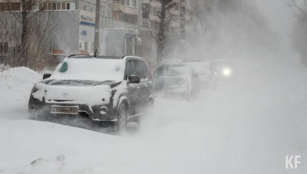 «Новое руководство города начинает территорию метить»