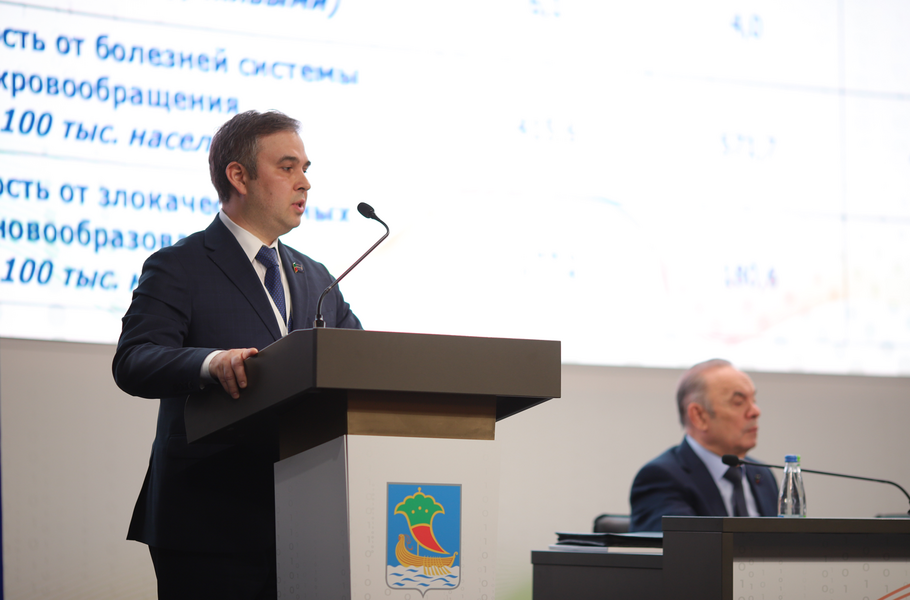 «Здесь, Наиль Гамбарович, недорабатываете. Недорабатываете!» «Здесь, Наиль Гамбарович, недорабатываете. Недорабатываете!»