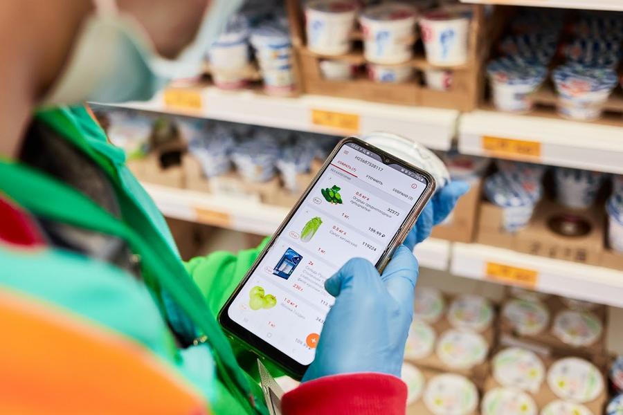 «СберМаркет» открыл флагманский центр в Казани