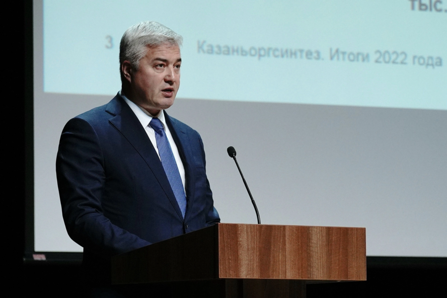 «Казаньоргсинтез» увеличивает налоговые отчисления и зарплаты сотрудникам