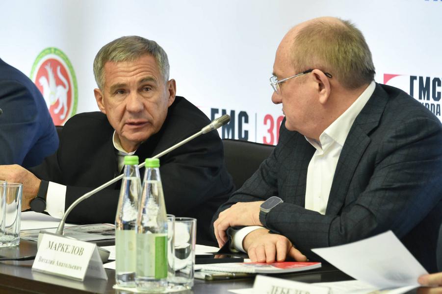 Минниханов: Есть все возможности, чтобы реализовать программы развития АО «Казанькомпрессормаш»