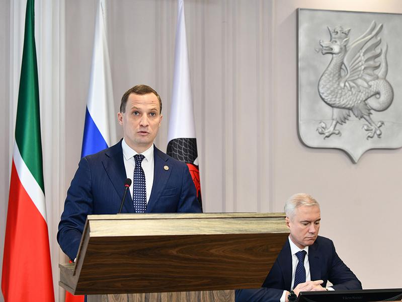 В жилых массивах Советского района Казани в 2022 году установили 1766 светильников и 706 опор