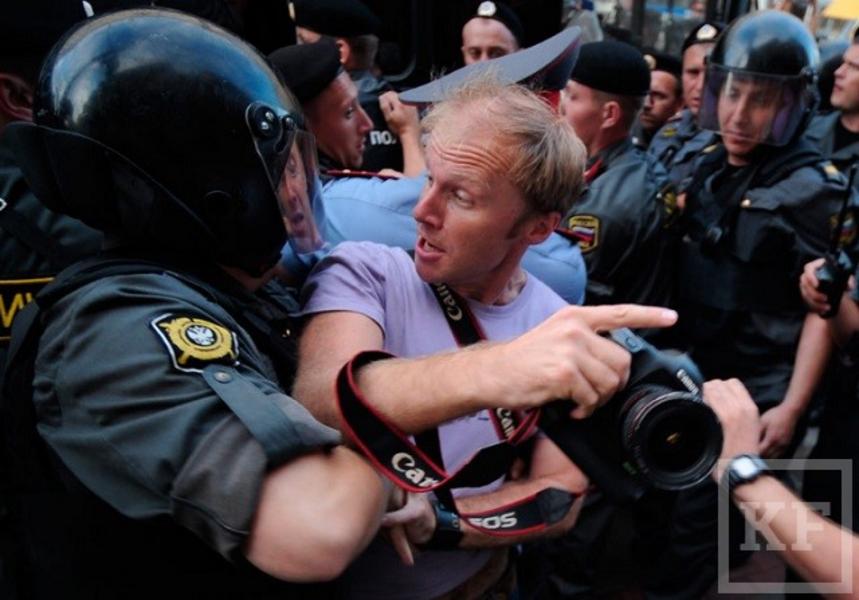 Глава ОНФ: в России стали чаще нарушать права журналистов
