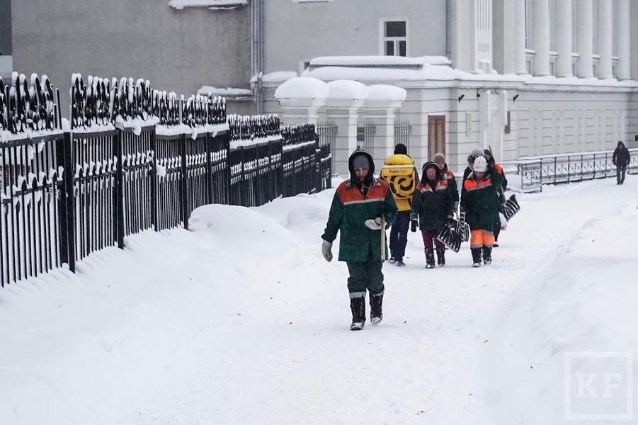 Опять метель: как Казань переживает очередной снегопад