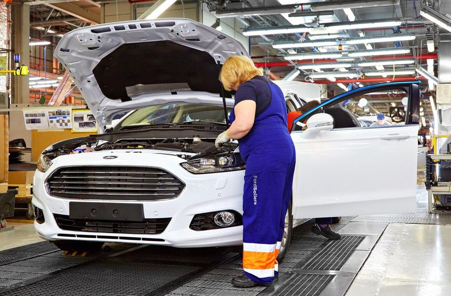«Форд» столкнулся с переизбытком: завод в Челнах хотят остановить