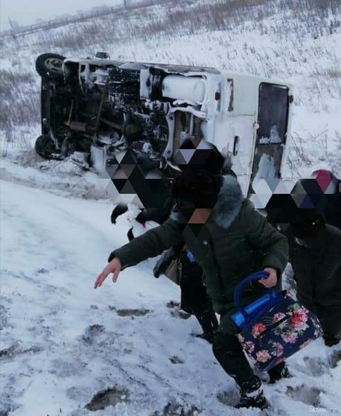 В Татарстане перевернулся пассажирский автобус