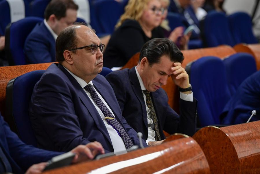 Александр Груничев простит регулируемым компаниям отсутствие инвестпрограмм не более двух раз