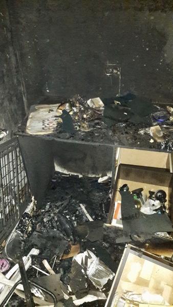 Пожар в квартире из-за салюта в Казани: пенсионерка собирает деньги на ремонт Пожар в квартире из-за салюта в Казани: пенсионерка собирает деньги на ремонт