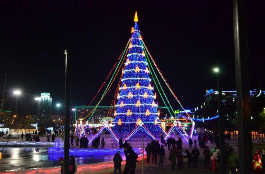 Кто на свете всех милее: обзор главных елок Татарстана