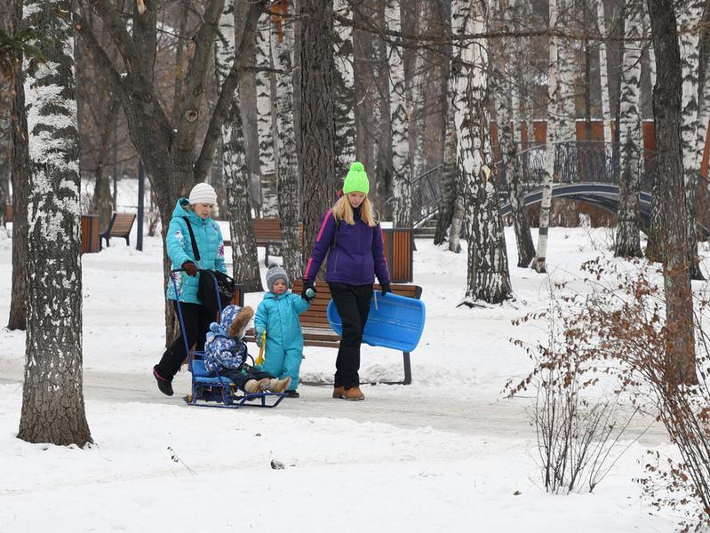 Убыль населения сталкивает Казань и Челны в демографическую яму Убыль населения сталкивает Казань и Челны в демографическую яму