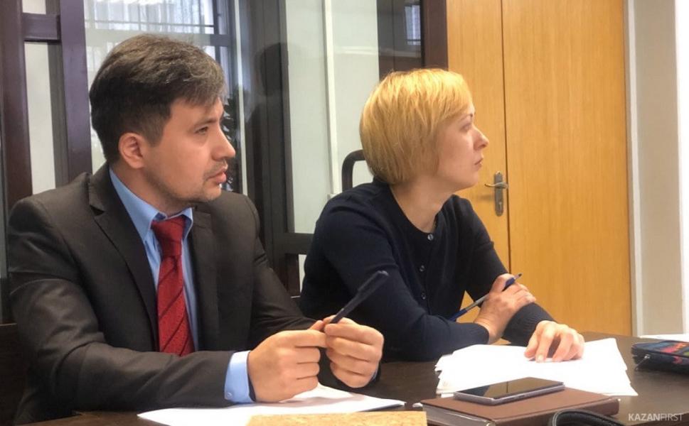 Казанец потерял 700 миллионов рублей, играя на бирже. Теперь ему грозит 10 лет тюрьмы Казанец потерял 700 миллионов рублей, играя на бирже. Теперь ему грозит 10 лет тюрьмы