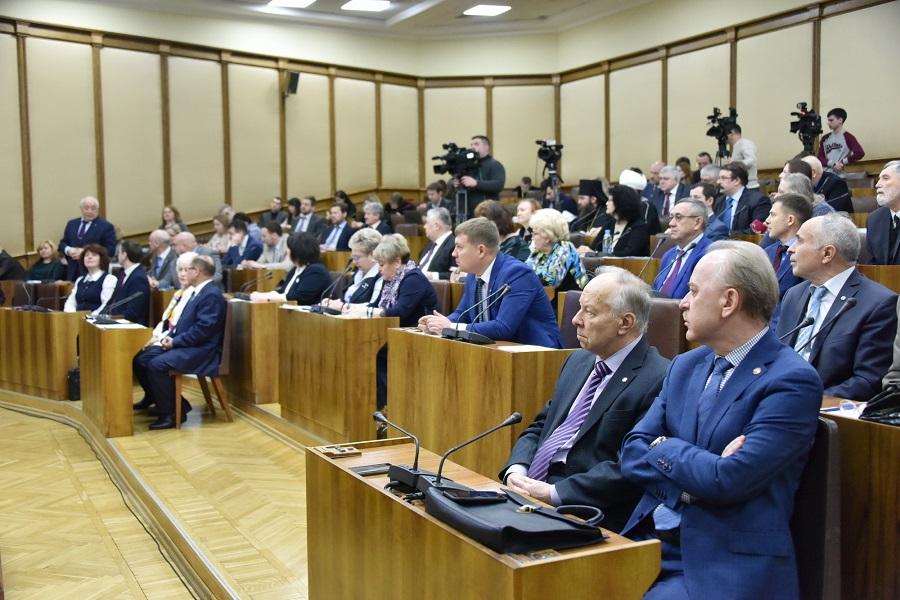 Зиля Валеева займется проблемной повесткой