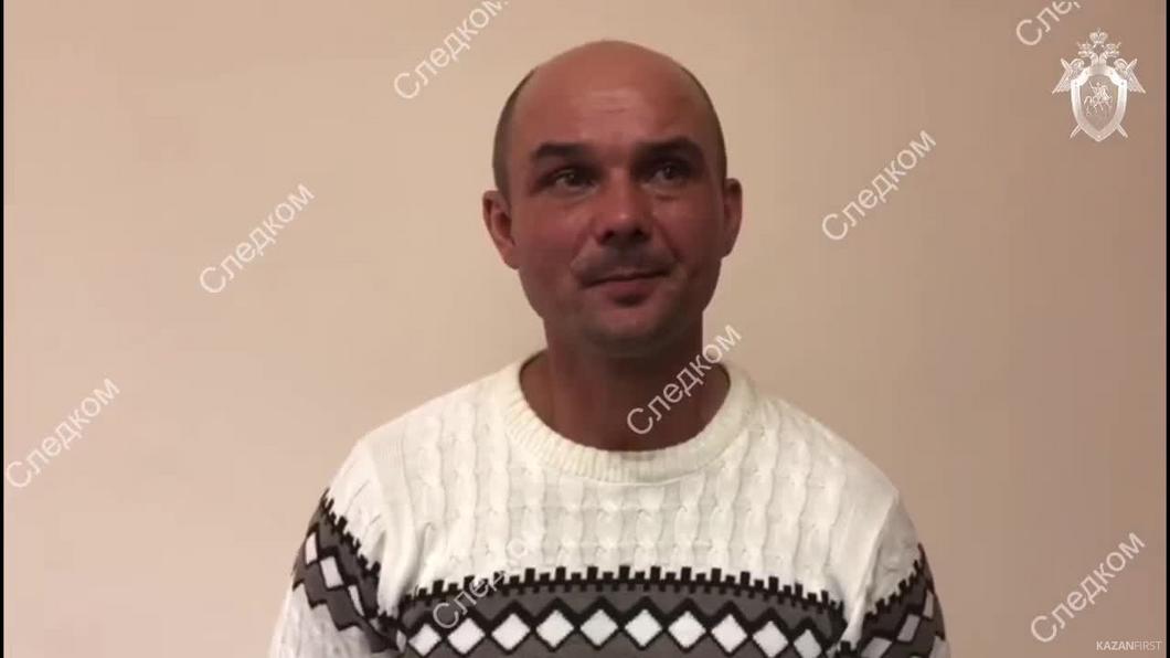 Бросивший двоих детей в Шереметьево отец сдался следователям и записал видео