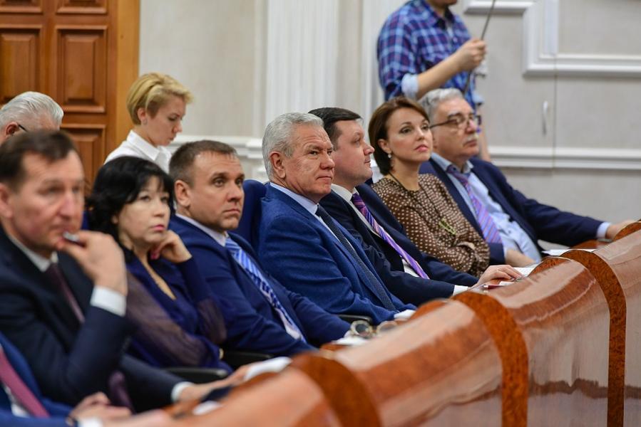 Александр Груничев простит регулируемым компаниям отсутствие инвестпрограмм не более двух раз