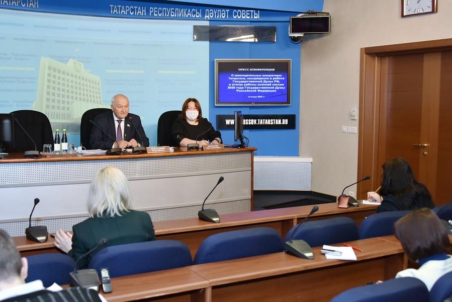 «Считают, что в Татарстане все есть, и пытаются убрать из федеральных программ»