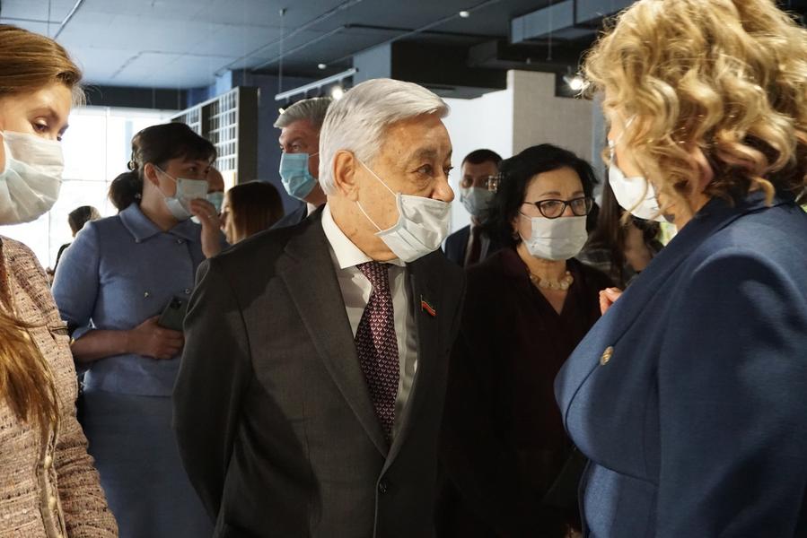 Культура в коронакризис: ведомство Ирады Аюповой успешно освоило «онлайн» и почти 7 млрд рублей на реконструкцию объектов