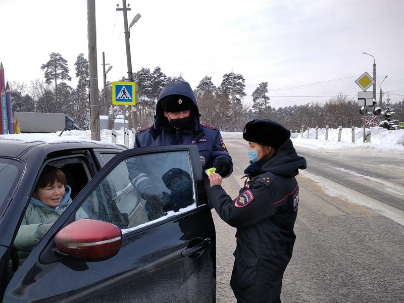 ГИБДД и РЖД проверили, как казанские водители соблюдают правила на железнодорожных переездах
