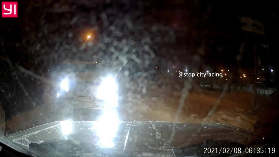 Стычка на дороге в Казани едва не переросла в перестрелку