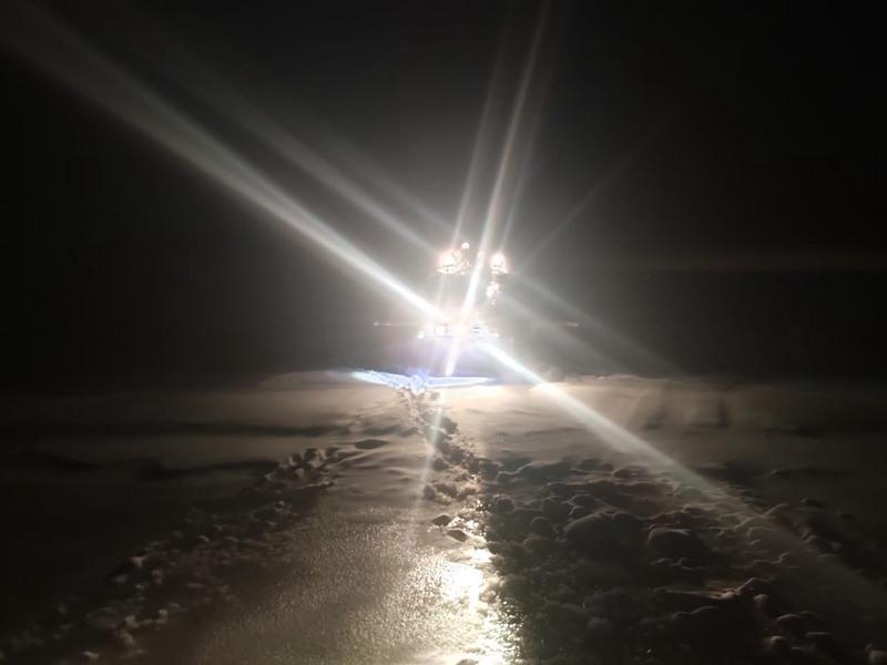 Сотрудники МЧС спасли замерзающего рыбака в Менеделеевске