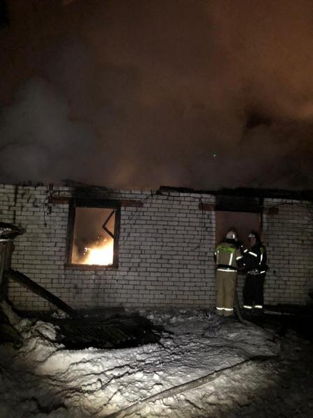 Двое человек погибли во время пожара в казанском жилом массиве Отары