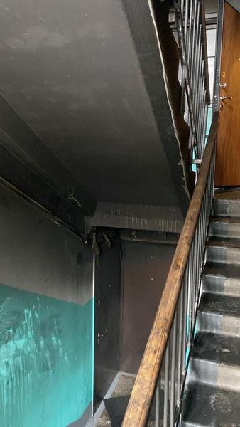 В Казани на улице Короленко пожарные спасли из горящей квартиры 6 человек