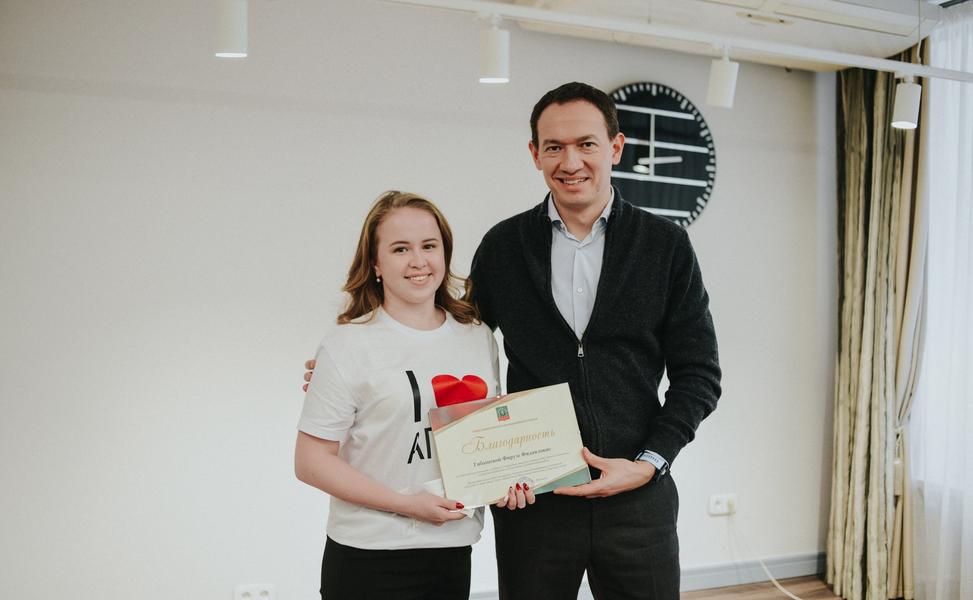 «В Татарстане достаточно хорошие специалисты. Конечно, есть кадры, которые не совсем понимают, что должны объяснить студентам» «В Татарстане достаточно хорошие специалисты. Конечно, есть кадры, которые не совсем понимают, что должны объяснить студентам»