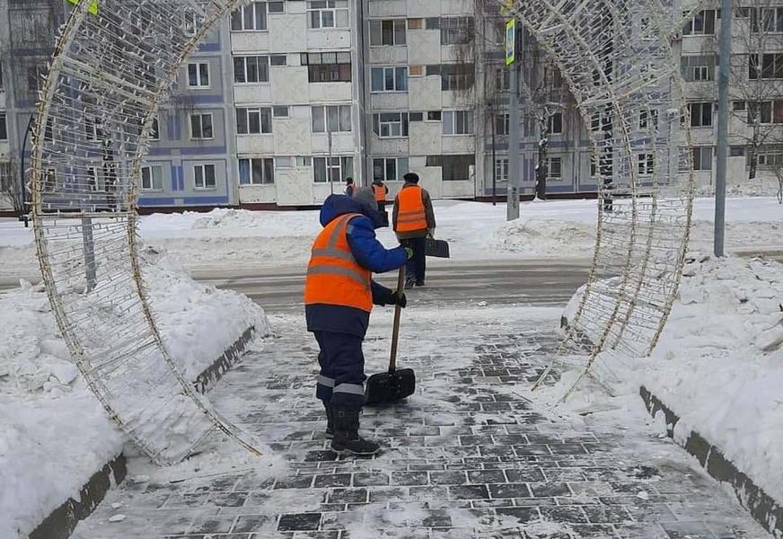 Рамиль Муллин недоволен низкой зарплатой водителей снегоуборочной техники