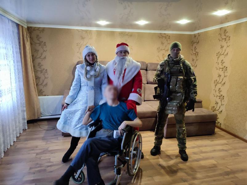 Дед Мороз специального назначения из Татарстана поздравил юных жителей Белгородской области с новым годом