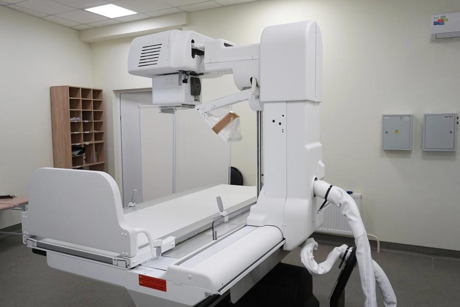 Флюорографический аппарат и рентгенодиагностический телеуправляемый комплекс закупили для нижнекамской поликлиники