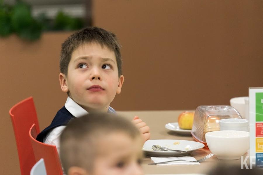 «Наши столовые не резиновые»: как модернизирует систему питания в казанских школах