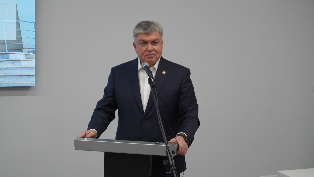 «Если кому-то психолог нужен — возьмите в руку лопату, помогите убраться»